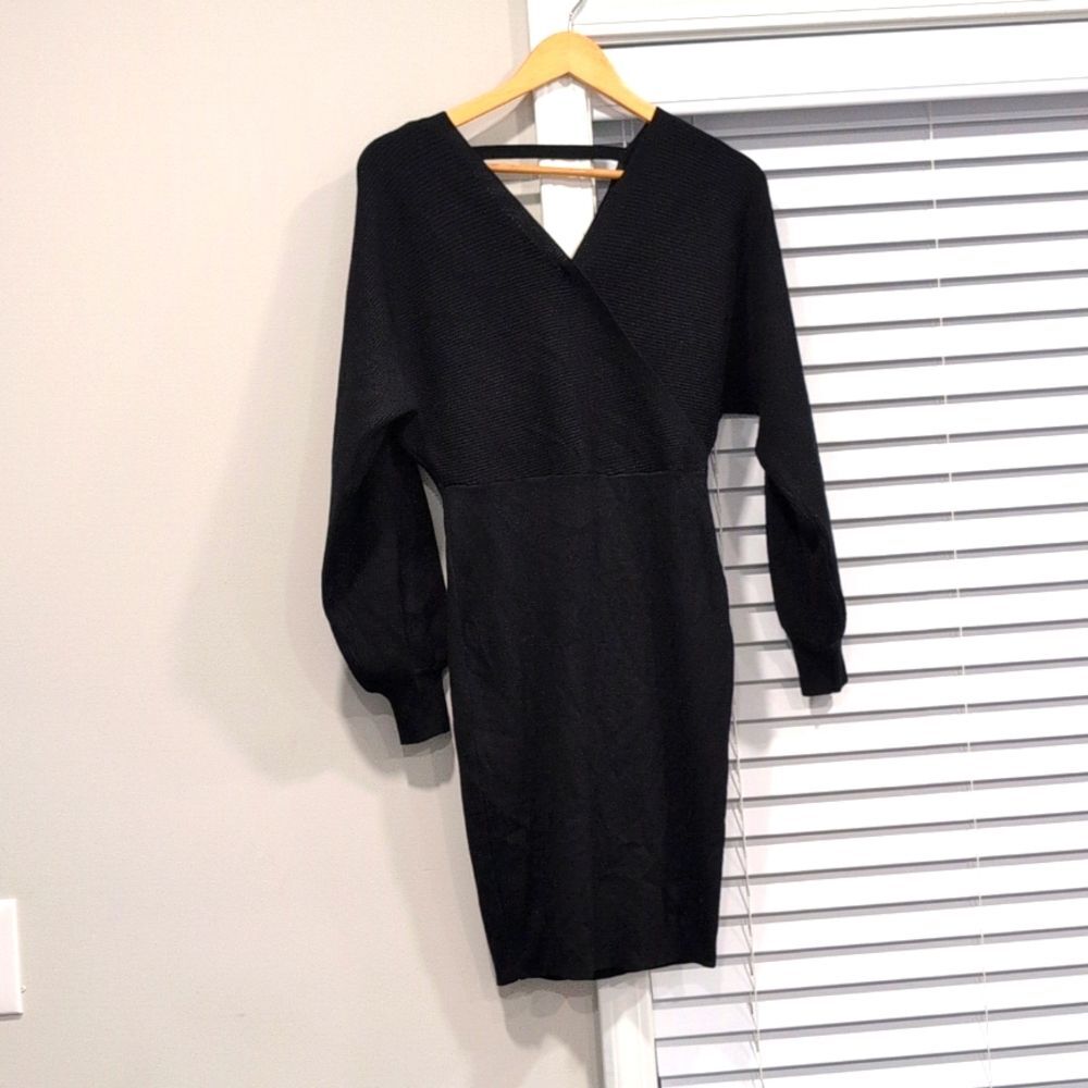 Rosie Harlow Size M Dress Long-Sleeve Ribbed Faux-Wrap Sweater Dress m151